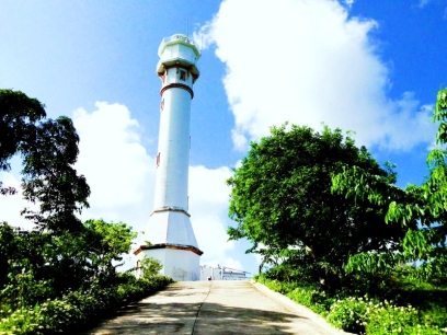 bolinao-lighthouse-1